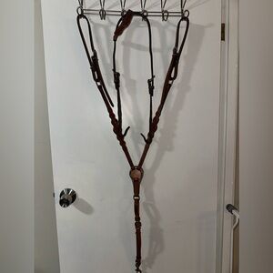 Rodeo Drive headstall and breast collar set.
